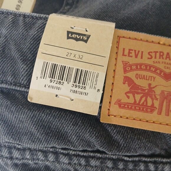 Levi's Women's Superlow Super Loose Fit Straight Leg Jeans Black Denim 27x32 NWT - Picture 6 of 10